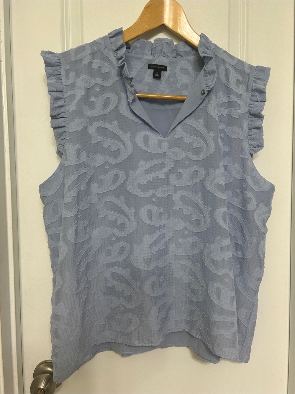 Ann Taylor Light Blue Sleeveless Paisley-Texture Ruffle Top